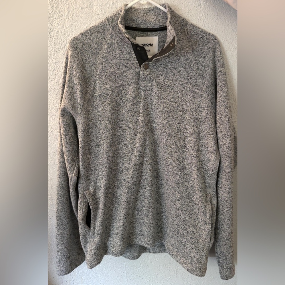 Sonoma Men's Heathered Gray V-Neck Sweater